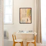 Au Centre De Apartamento *