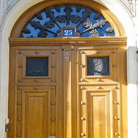 Au Centre De Apartman